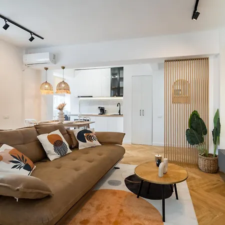 Апартаменты Orangerie Calea Victoriei View Old Town Бухарест