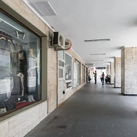 Orangerie Calea Victoriei View Old Town