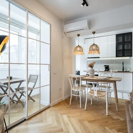 Orangerie Calea Victoriei View Old Town Appartement *